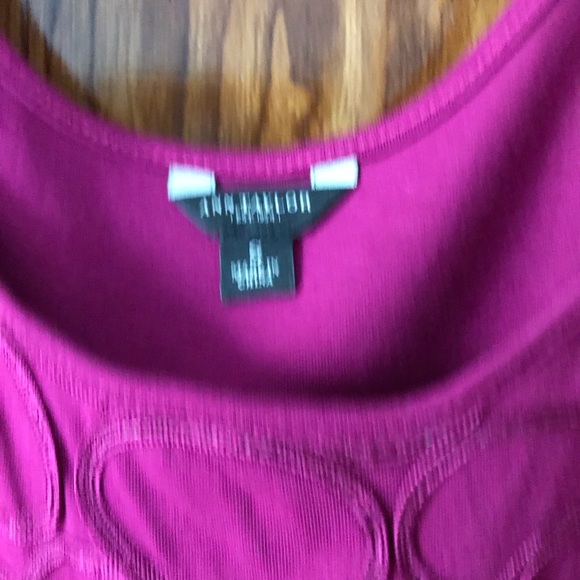 Ann Taylor Textured Fuchsia Tank - Picture 3 of 4